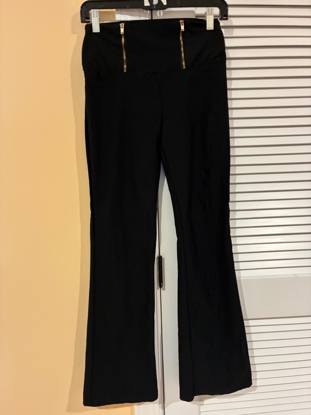 VALID High-Waist Black Flare Pants with Gold Zip Accents, size M